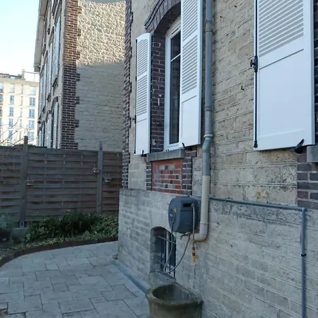 Le Lieu Enchanté 2 Troyes